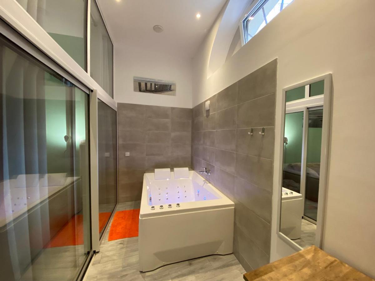 Wellkhome Appartements & Services Бордо Екстер'єр фото