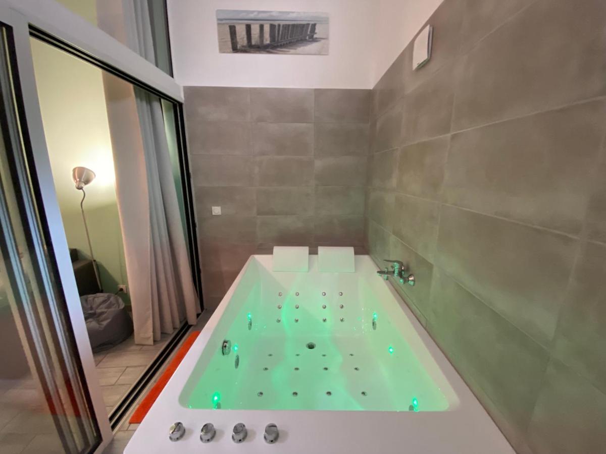 Wellkhome Appartements & Services Бордо Екстер'єр фото